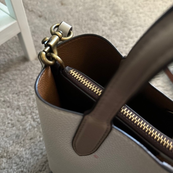 Coach Willow Tote 24 - Chalk - Picture 9 of 9